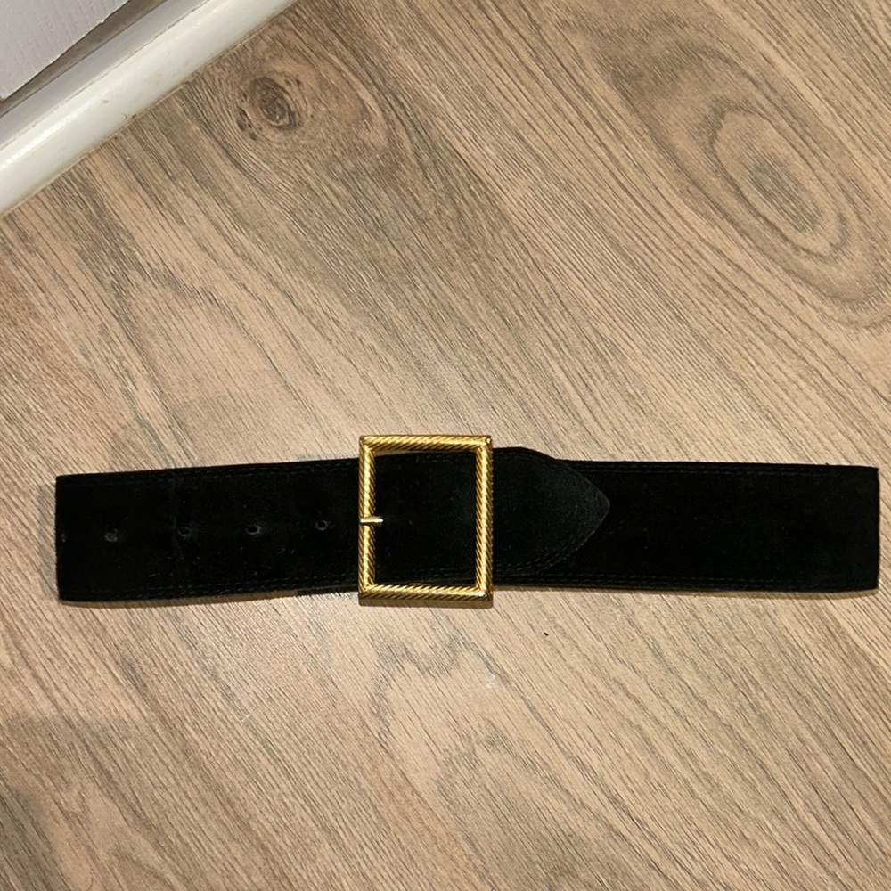 Jacob suede belt with gold buckle (size small)